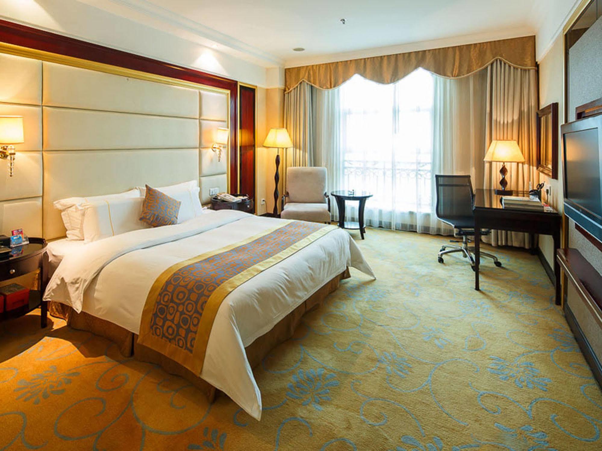 City Hotel Foshan Exterior foto